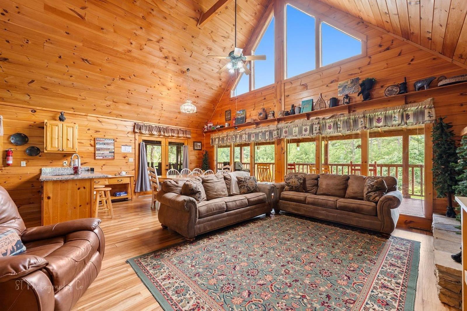 Hibernation Station Cabin セバービル エクステリア 写真