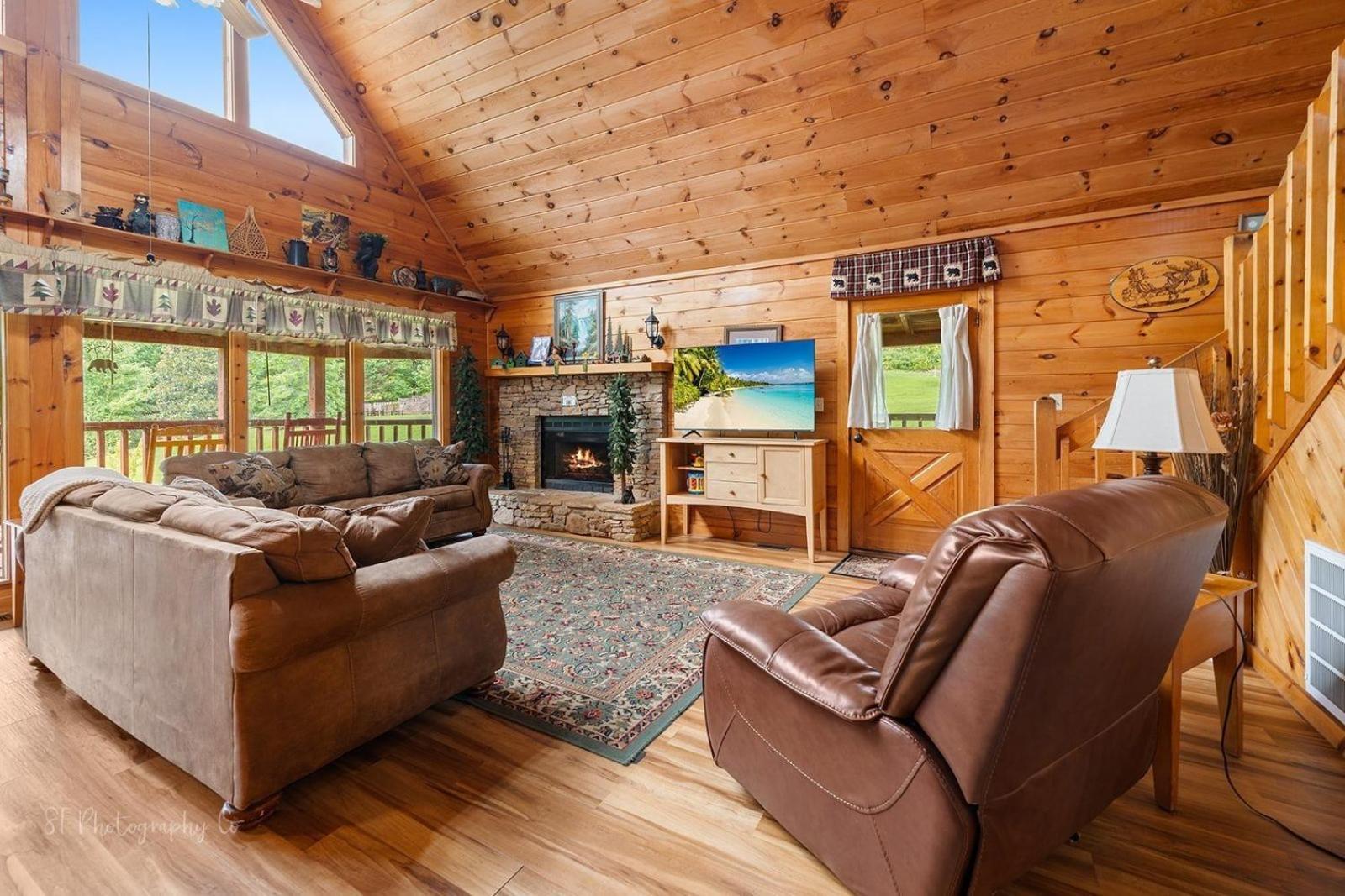 Hibernation Station Cabin セバービル エクステリア 写真